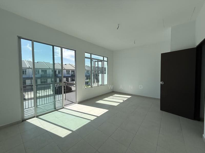 2-storey Terraced House for Rent in Taman Rambai Indah (Jenjarom) - Vicky Wang - Living Room - PropertyGuru.com.my