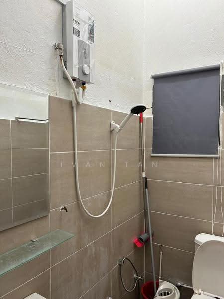 2-storey Terraced House for Sale in Taman Indah Perdana (Kepong) - Ivan Tan - Bathroom - PropertyGuru.com.my