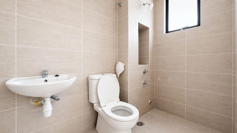 2-storey Terraced House for Sale in Skudai (Johor) - Kalai Selvan - Bathroom - PropertyGuru.com.my