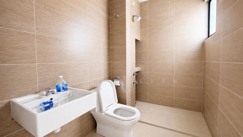 2-storey Terraced House for Sale in Skudai (Johor) - Kalai Selvan - Bathroom - PropertyGuru.com.my