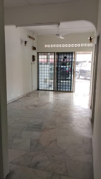 Rumah Teres 1-Tingkat untuk Dijual di Taman Sentosa (Klang) - Alice Chong - Living Room - PropertyGuru.com.my