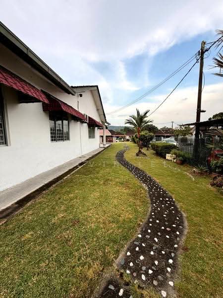 1-storey Terraced House for Sale in Taman Teratai (Skudai) - Calvin Lee - Exterior - PropertyGuru.com.my