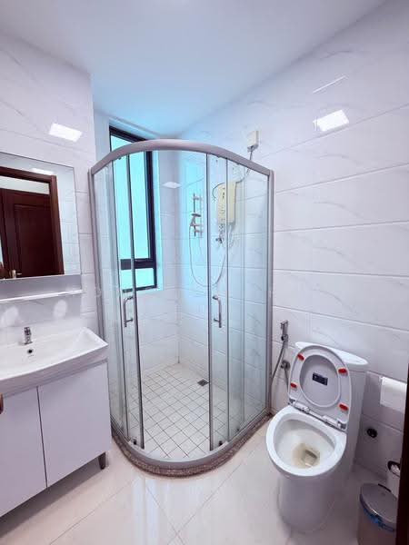 Condominium for Rent at Cerulean Bay @ Forest City - Hong Charng Lee - Bathroom - PropertyGuru.com.my
