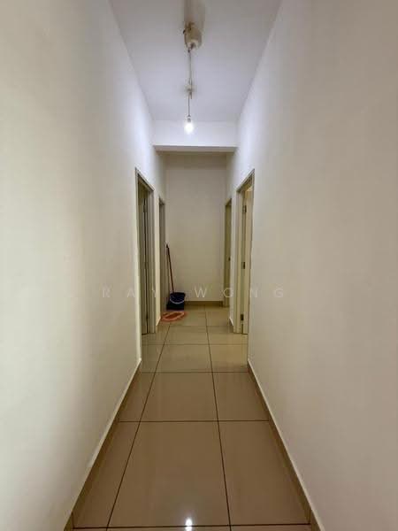 Service Residence for Rent at Meridin Bayvue @ Sierra Perdana - Ray Wong - Corridor - PropertyGuru.com.my