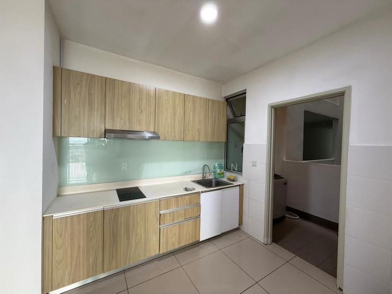 Service Residence for Sale at Meridin Bayvue @ Sierra Perdana - Ray Wong - Kitchen - PropertyGuru.com.my