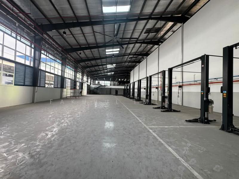 Warehouse for Rent in Puchong (Selangor) - Fakhrul Imlan - Interior - PropertyGuru.com.my