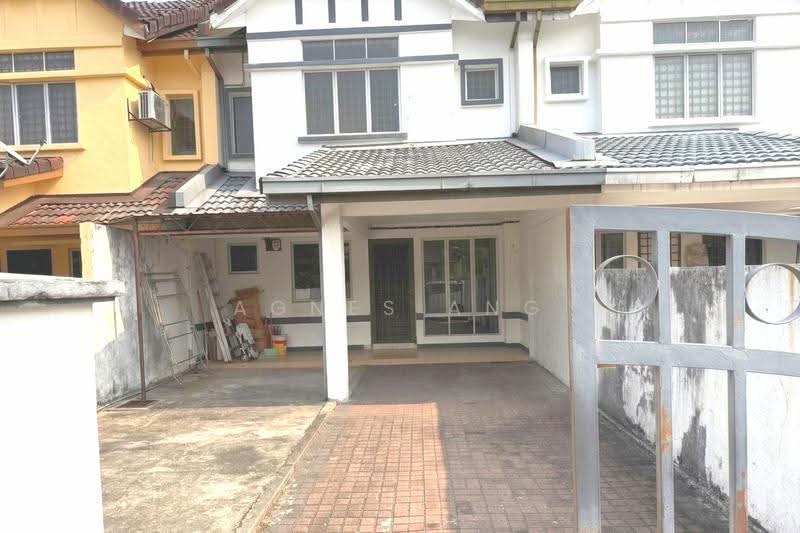 Rumah Teres untuk Disewa di Putra Heights (Subang Jaya) - Agnes Ang - Exterior - PropertyGuru.com.my