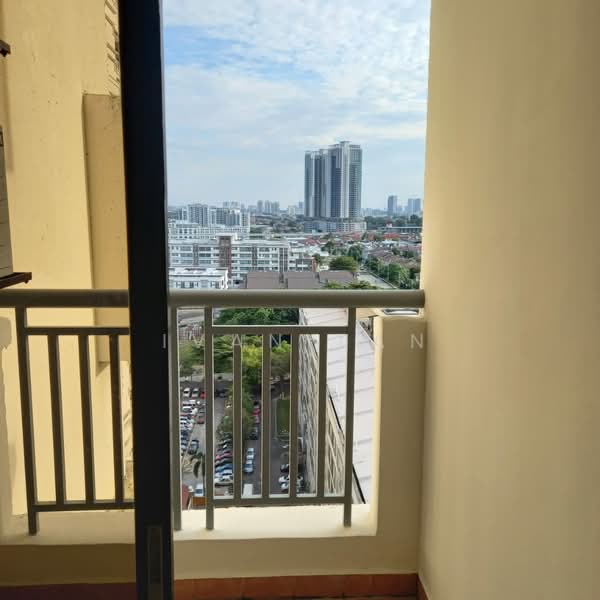 Kondominium untuk Disewa di Pelangi Utama - Ivan Tan - Balcony - PropertyGuru.com.my