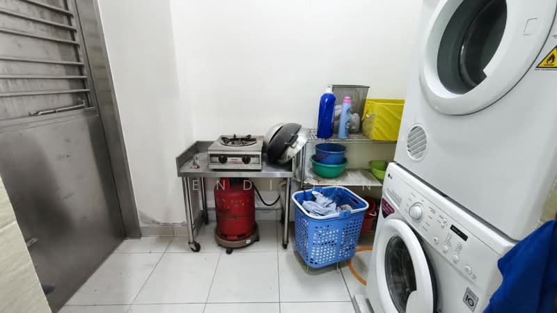 Terraced House for Sale in Bandar Puteri Puchong (Puchong) - Fendi tan - Interior - PropertyGuru.com.my