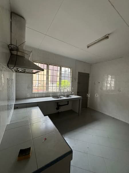 Rumah Teres 2-Tingkat untuk Disewa di Subang Jaya (Selangor) - Shirley Ng - Kitchen - PropertyGuru.com.my