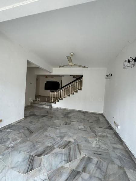Rumah Teres 2-Tingkat untuk Disewa di Subang Jaya (Selangor) - Shirley Ng - Living Room - PropertyGuru.com.my