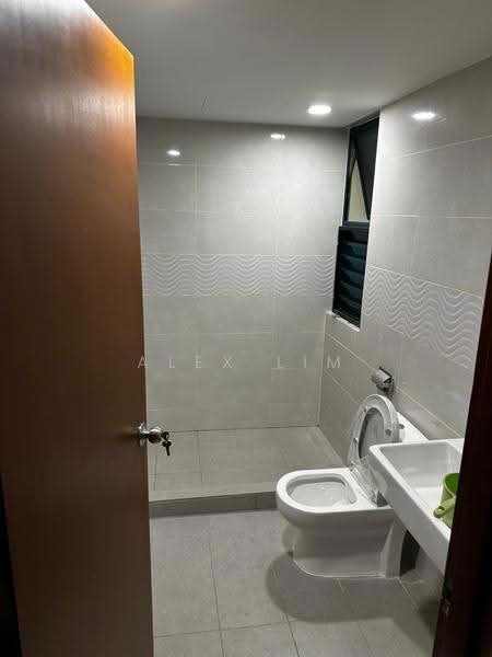 Condominium for Rent at Bellisa Court - Alex Lim - Bathroom - PropertyGuru.com.my