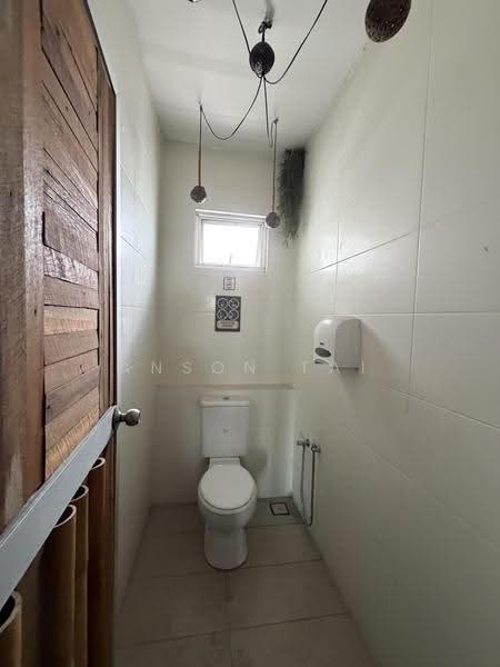 Shop / Office untuk Disewa di Juru (Penang) - Anson Tai - Bathroom - PropertyGuru.com.my