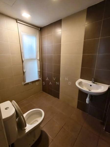 Condominium for Sale at Atmosfera Kondominium - Kavin Bhusan Dev - Bathroom - PropertyGuru.com.my