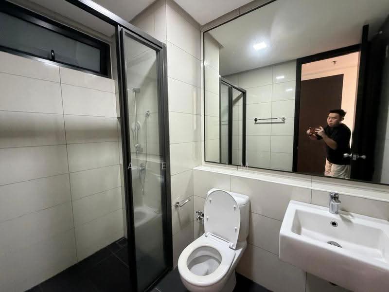 Kediaman Servis untuk Disewa di The Tamarind - Alex Lim - Bathroom - PropertyGuru.com.my