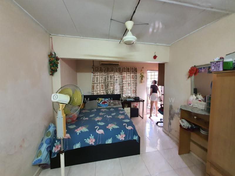 Rumah Teres 2.5-Tingkat untuk Dijual di Taman Sri Sinar (Segambut) - Raymond Siew - Bedroom - PropertyGuru.com.my