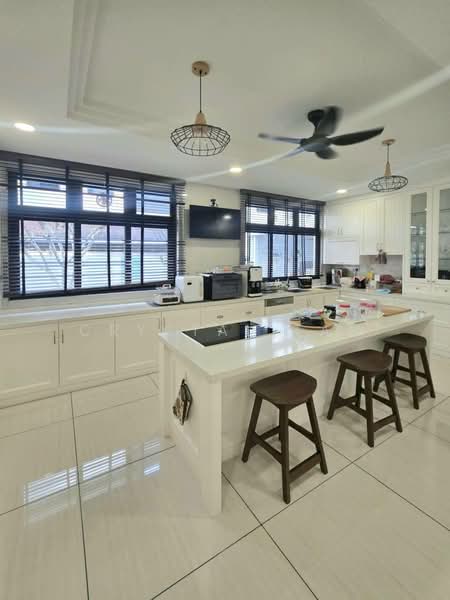Bungalow House untuk Dijual di Horizon Hills (Iskandar Puteri (Nusajaya)) - Crystal Tan - Kitchen - PropertyGuru.com.my