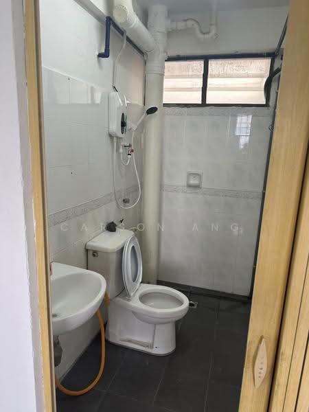 Apartment for Rent at Pangsapuri Ria Apartment C (Ruby Tower) - Carson Ang - Bathroom - PropertyGuru.com.my
