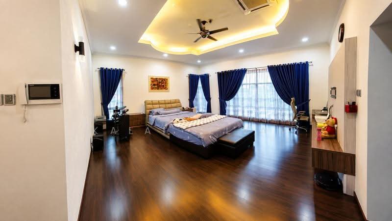 Bungalow House untuk Dijual di Nilai Spring Heights (Nilai) - Kalai Selvan - Bedroom - PropertyGuru.com.my