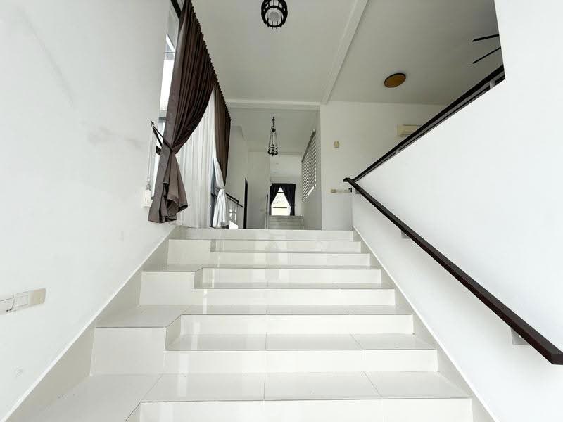 Bungalow House untuk Dijual di Horizon Hills (Iskandar Puteri (Nusajaya)) - Yik Tat - Entrance - PropertyGuru.com.my