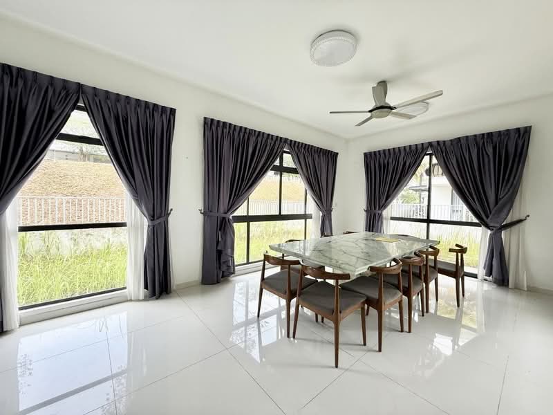 Bungalow House untuk Dijual di Horizon Hills (Iskandar Puteri (Nusajaya)) - Yik Tat - Dining Room - PropertyGuru.com.my