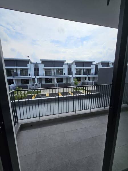2-storey Terraced House for Sale in Taman Molek (Johor Bahru) - Eve Hui - Exterior - PropertyGuru.com.my