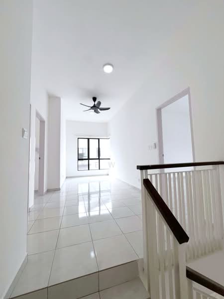 Rumah Teres 2-Tingkat untuk Disewa di Seksyen U13 (Setia Alam) - Kew . - Interior - PropertyGuru.com.my