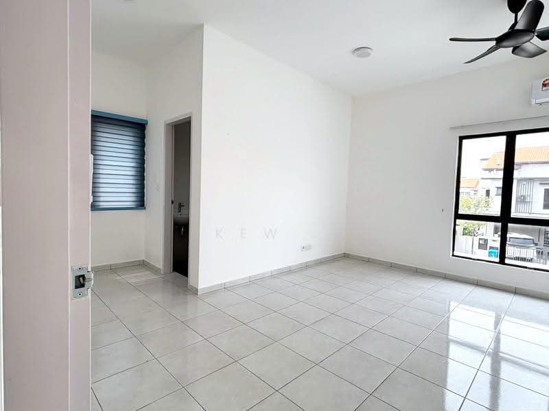 Rumah Teres 2-Tingkat untuk Disewa di Seksyen U13 (Setia Alam) - Kew . - PropertyGuru.com.my