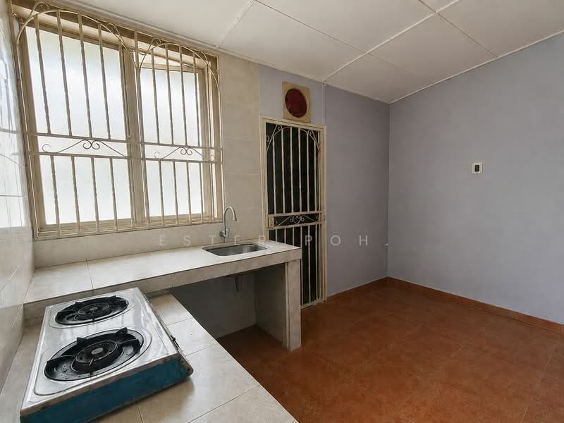 Terraced House for Sale in Bandar Baru Senawang (Senawang) - Ester Poh. - Kitchen - PropertyGuru.com.my