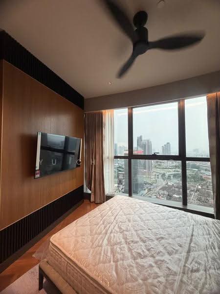 Kediaman Servis untuk Dijual di Orion Residence Bukit Bintang - Yu Choi Voo - Bedroom - PropertyGuru.com.my