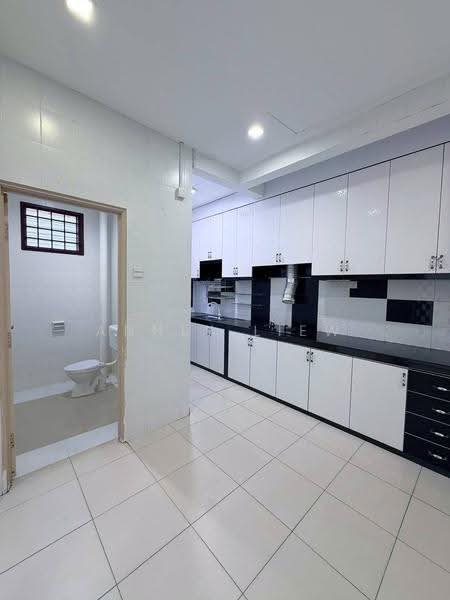 Rumah Teres 2-Tingkat untuk Dijual di Johor Bahru (Johor) - Annly Liew - Kitchen - PropertyGuru.com.my