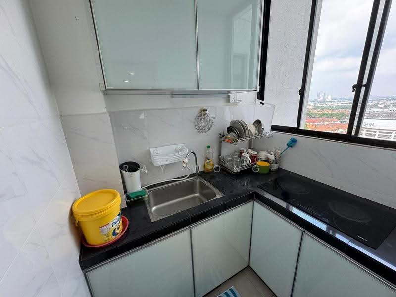 Pangsapuri untuk Dijual di Austin Regency (Pangsapuri Austin Perdana) - Ray Wong - Kitchen - PropertyGuru.com.my