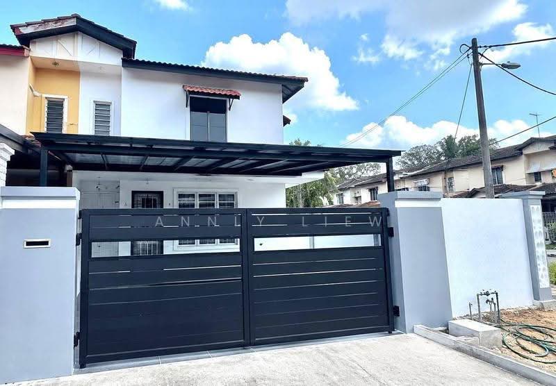 Rumah Teres 2-Tingkat untuk Dijual di Pasir Gudang (Johor) - Annly Liew - Exterior - PropertyGuru.com.my