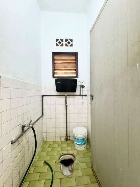 2-storey Terraced House for Sale in Taman Petaling (Kepong) - Jay Yong - Bathroom - PropertyGuru.com.my