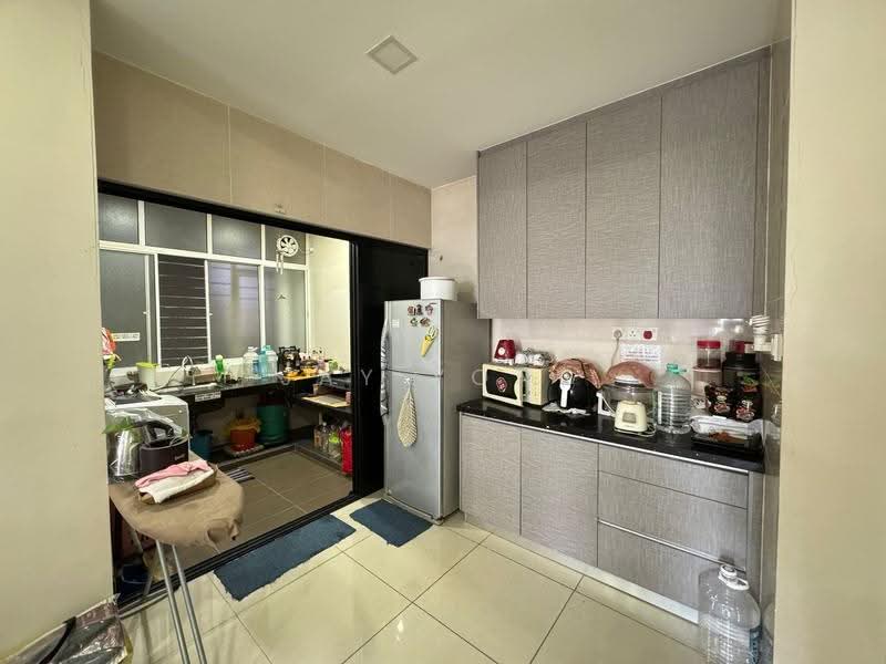 Kondominium untuk Dijual di First Residence (Residensi Unggul) - Jay Yong - Kitchen - PropertyGuru.com.my