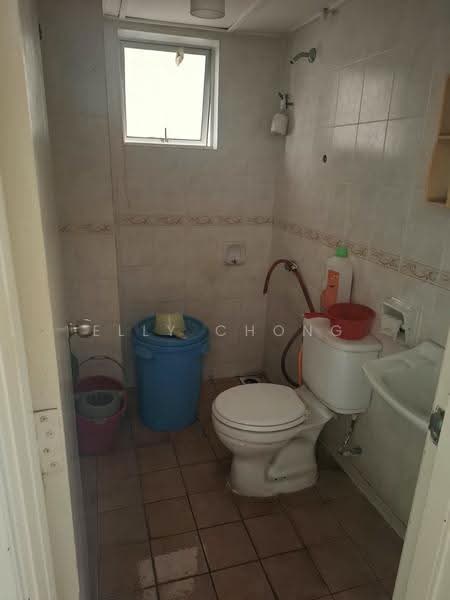 Townhouse for Sale in Taman Lagenda Mas (Cheras) - Elly Chong - Bathroom - PropertyGuru.com.my