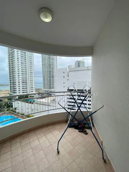 Kondominium untuk Disewa di Gurney Park Condominium - Jeanie Lim - Balcony - PropertyGuru.com.my