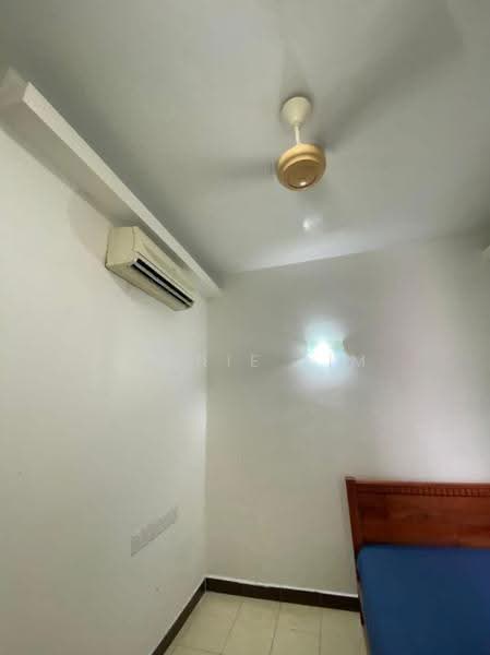 Kondominium untuk Disewa di Gurney Park Condominium - Jeanie Lim - Bedroom - PropertyGuru.com.my