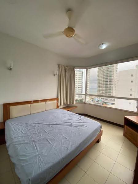 Kondominium untuk Disewa di Gurney Park Condominium - Jeanie Lim - Bedroom - PropertyGuru.com.my