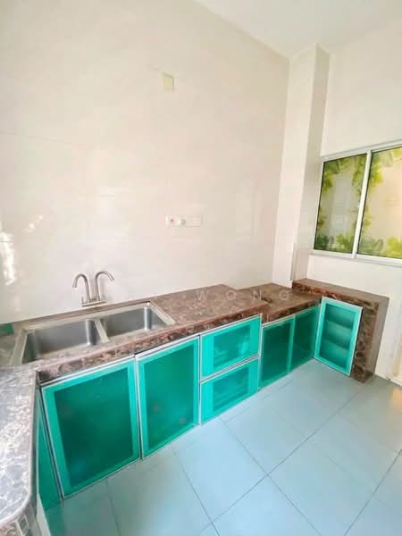Rumah Teres 2-Tingkat untuk Dijual di Gelang Patah (Johor) - Ray Wong - Kitchen - PropertyGuru.com.my