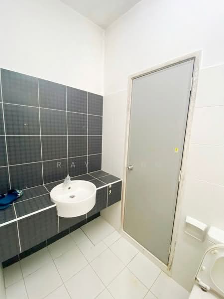 Rumah Teres 2-Tingkat untuk Dijual di Gelang Patah (Johor) - Ray Wong - Bathroom - PropertyGuru.com.my