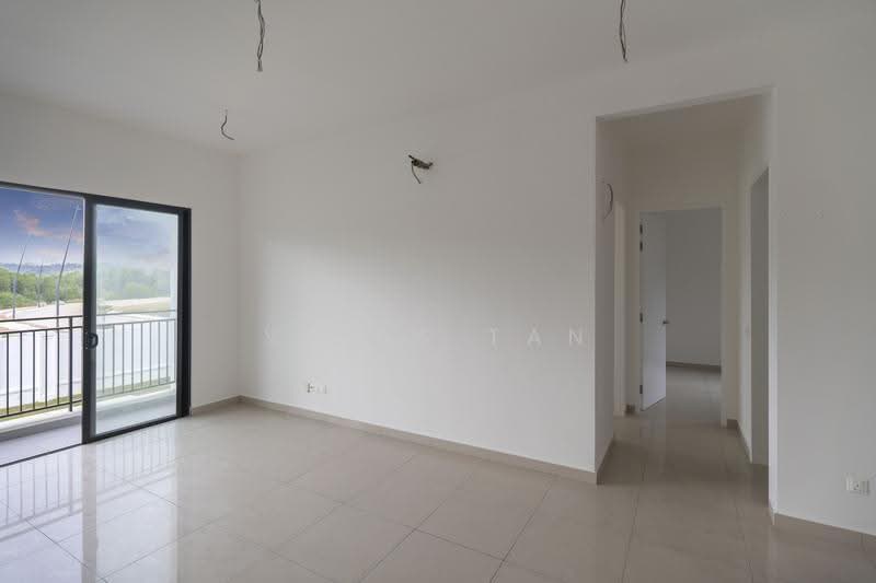 Rumah Bandar untuk Dijual di Setia Alam (Selangor) - Vitas Tan - Living Room - PropertyGuru.com.my