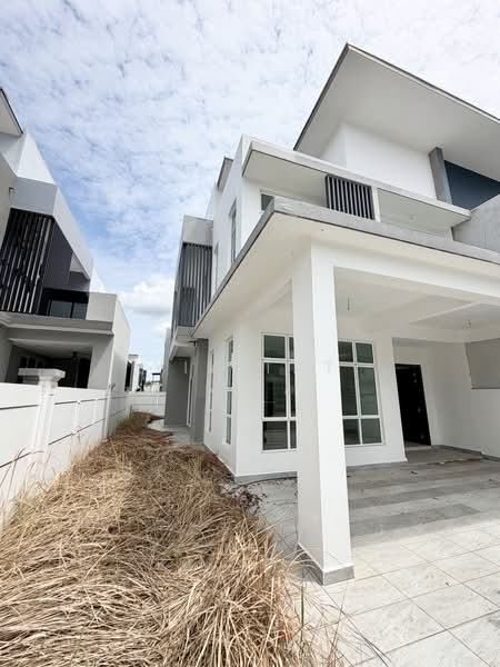 Rumah Kluster untuk Dijual di Skudai (Johor) - Yik Tat - Exterior - PropertyGuru.com.my