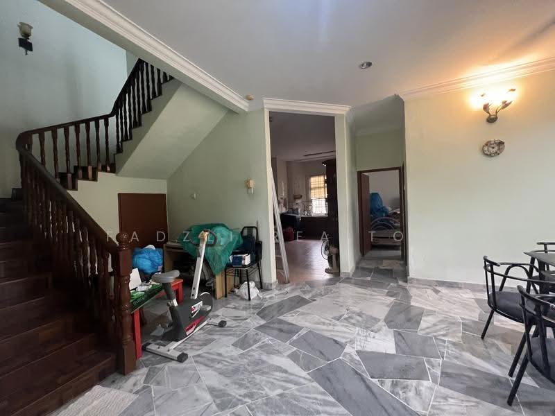 Rumah Berkembar untuk Dijual di Ampang Jaya (Ampang) - Fadzli Realtor - Living Room - PropertyGuru.com.my