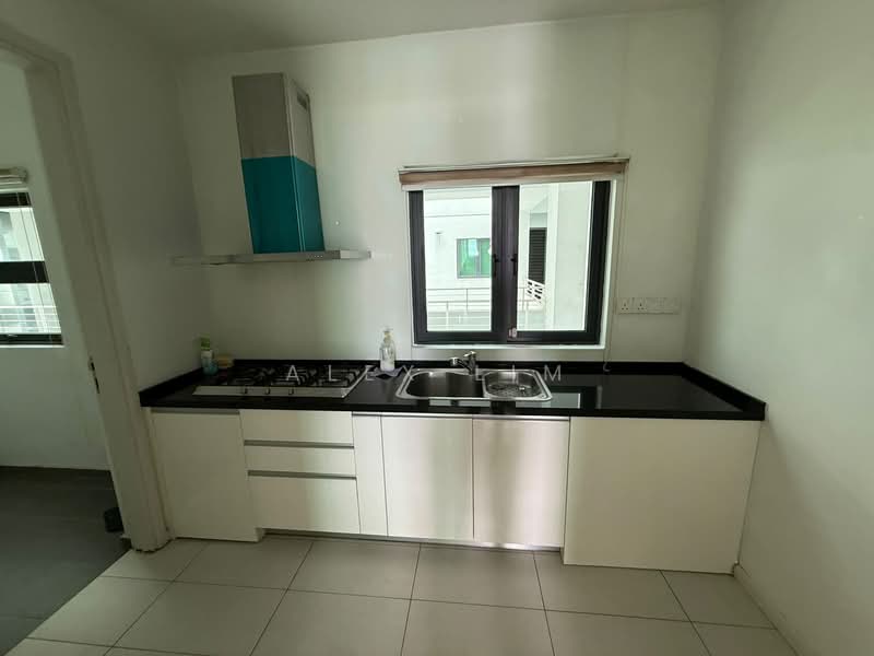 Kondominium untuk Disewa di The LIGHT COLLECTION I - Alex Lim - Kitchen - PropertyGuru.com.my