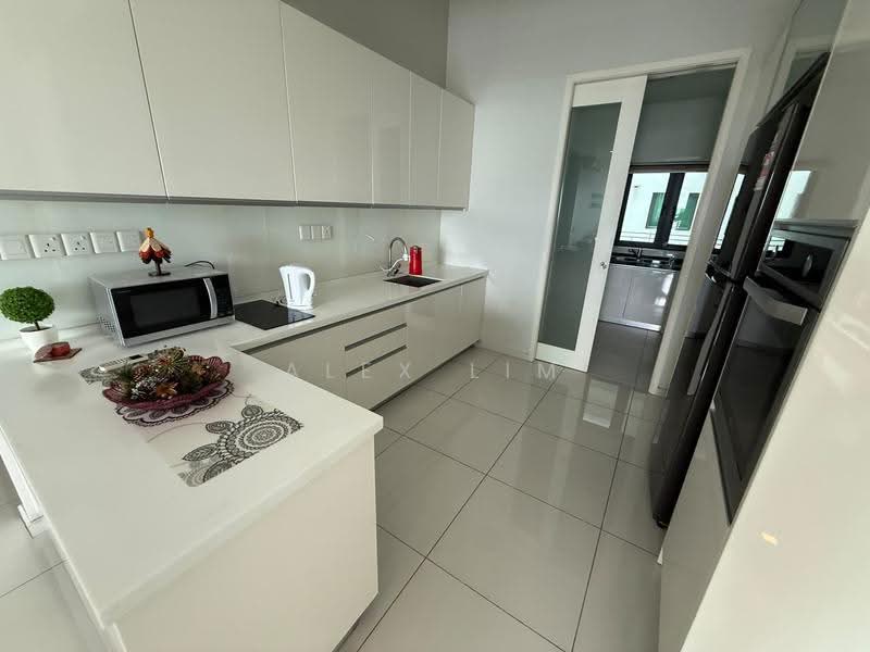 Kondominium untuk Disewa di The LIGHT COLLECTION I - Alex Lim - Kitchen - PropertyGuru.com.my