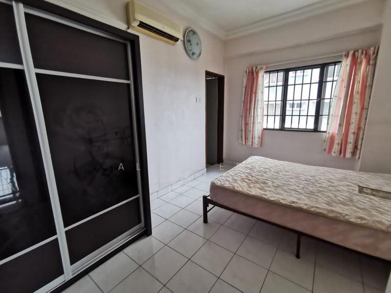 Condominium for Rent at Dynasty Condo (Dinasti Klang) - Alexa Eeu - Bedroom - PropertyGuru.com.my