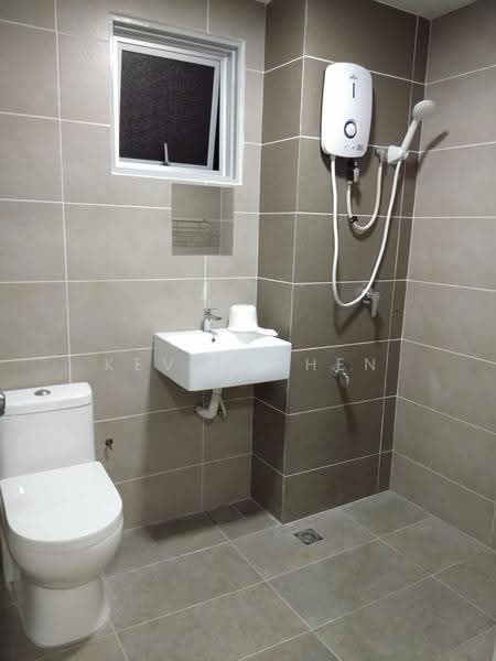 Kondominium untuk Disewa di Impian Selatan Kondominium Southern Height - Kevin Chen - Bathroom - PropertyGuru.com.my