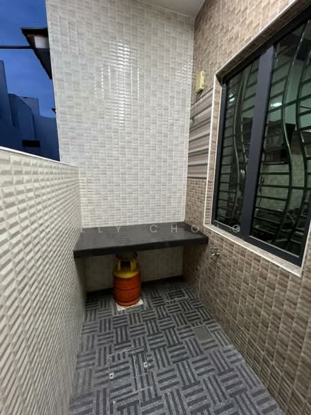 Rumah Teres 2-Tingkat untuk Dijual di Kajang East (Semenyih) - Elly Chong - Exterior - PropertyGuru.com.my