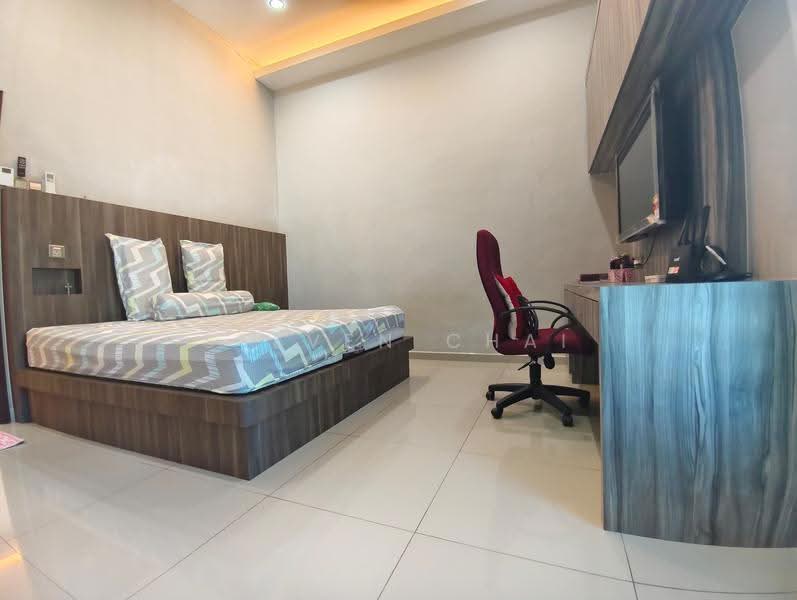 Semi-Detached House for Sale in Rambai Jaya (Bukit Rambai) - Steven Chai - Bedroom - PropertyGuru.com.my